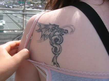 Dragon Pic Tattoos On Left Shoulder Blade