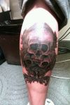 skull pic tat on knee