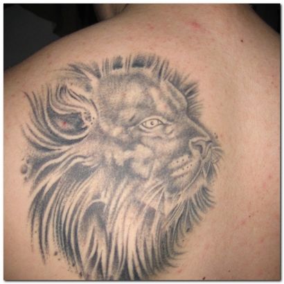 Lion Head Tattoo Image On Left Shoulder Blade