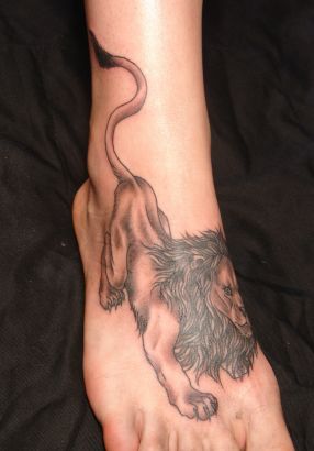 Lion Tattoo On Feet