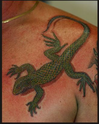 Lizard Tat On Shoulder