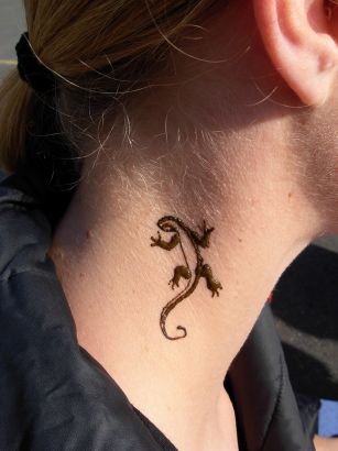 Lizard Hinna Neck Tattoo