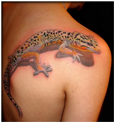 Lizard Tat On Shoulder For Men