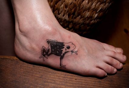 Black Frog Tattoo On Feet