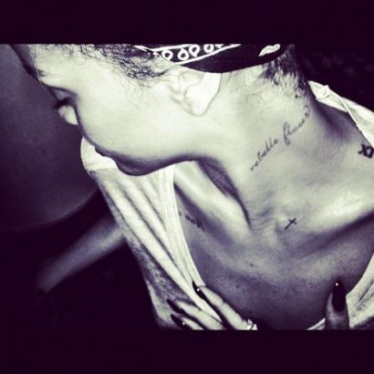 itattooz-rihanna-new-cross-tattoo