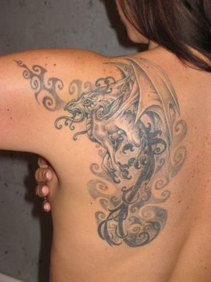 Dragon Pic Tattoo On Left Shoulder Blade Of Girl