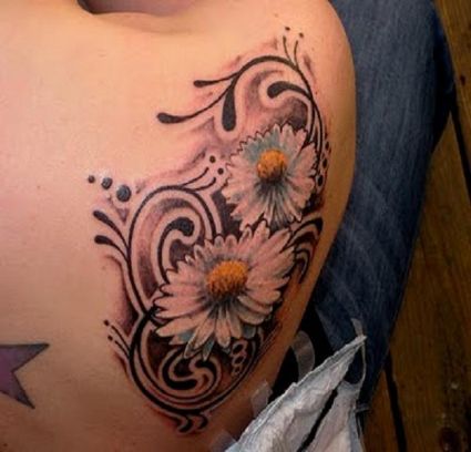 Daisy Tattoo On Right Shoulder Blade