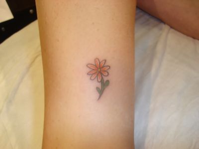 Flowers tattoos, Daisy tattoos, Tattoos of Flowers, Tattoos of Daisy, Flowers tats, Daisy tats, Flowers free tattoo designs, Daisy free tattoo designs, Flowers tattoos picture, Daisy tattoos picture, Flowers pictures tattoos, Daisy pictures tattoos, Flowers free tattoos, Daisy free tattoos, Flowers tattoo, Daisy tattoo, Flowers tattoos idea, Daisy tattoos idea, Flowers tattoo ideas, Daisy tattoo ideas, Daisy tattoo design on hand