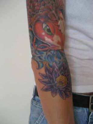 Lotus And Koi Fish Tattoos Pic