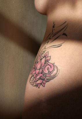 Lotus Side Back Tats