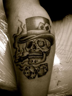 Skull And Dice Tattoo Pic