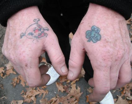 Skull And Clover Tat