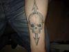 skull with arrow