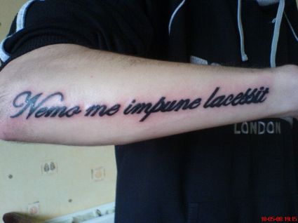 Text Tat Pic On Hand