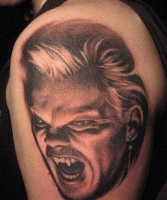 Kiefer Sutherland Vampire Tattoo