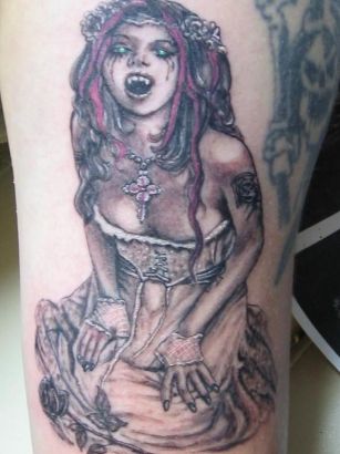 Vampire Girl Tattoos Pics 