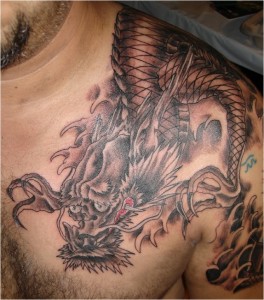 itattooz-japanese-dragon-tattoo-pics-on-shoulder