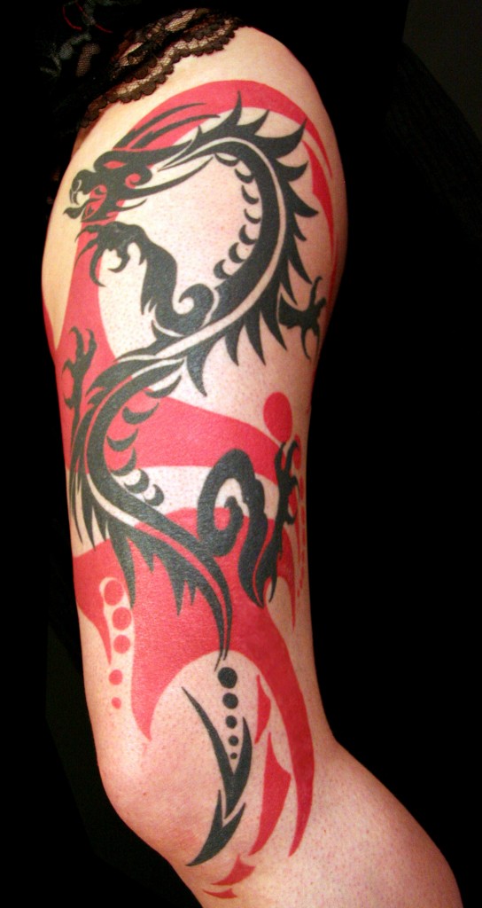 itattooz-tribal-dragon-tattoo-on-half-sleev