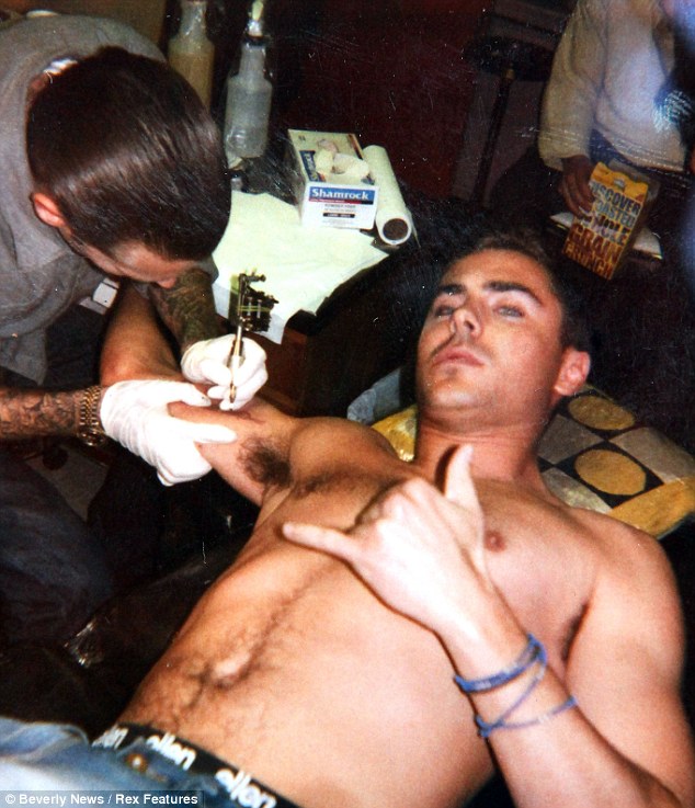 Itattooz-Zac-Efron-New-Body-Art